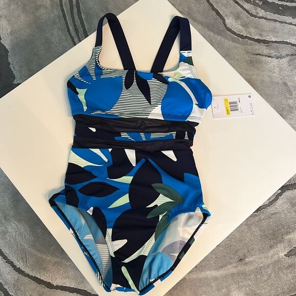 NIKE Women's Mesh Floral Print V-Back One Piece Swimsuit - Picture 2 of 9